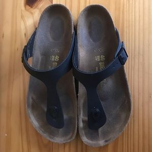 Birkenstock Gizeh Black leather sandal